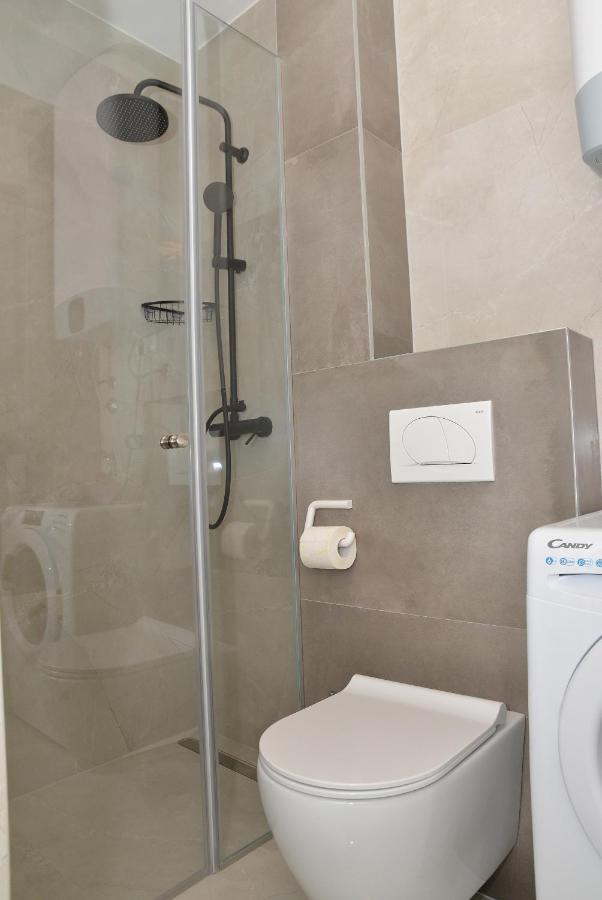 Apartment Laura ザダル エクステリア 写真